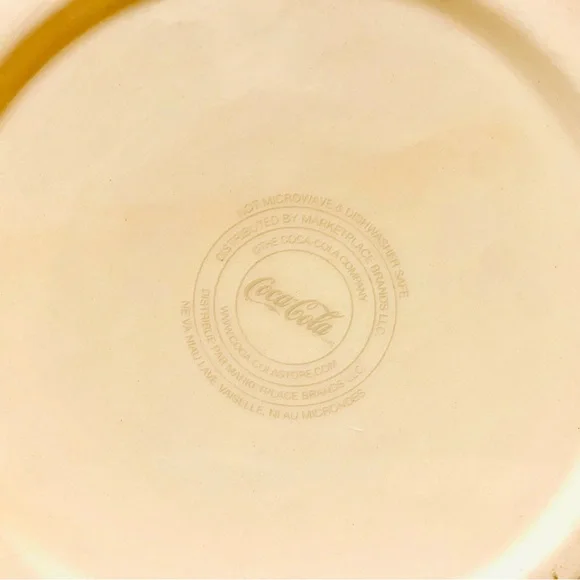 Coca-Cola Holiday Polar Bear Coffee Mug in Red and White - Picture 7 of 12